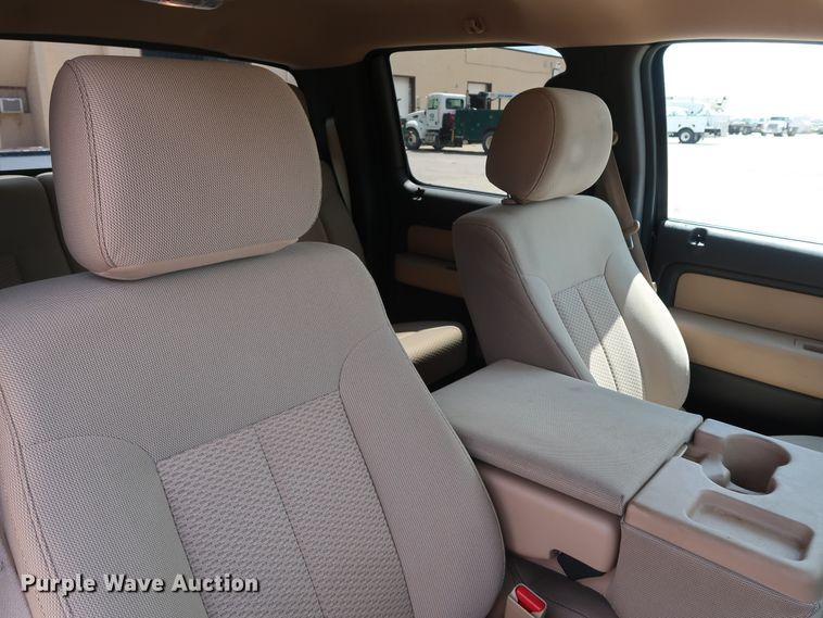 image for item GE9016 2014 Ford F150 XLT SuperCrew pickup truck