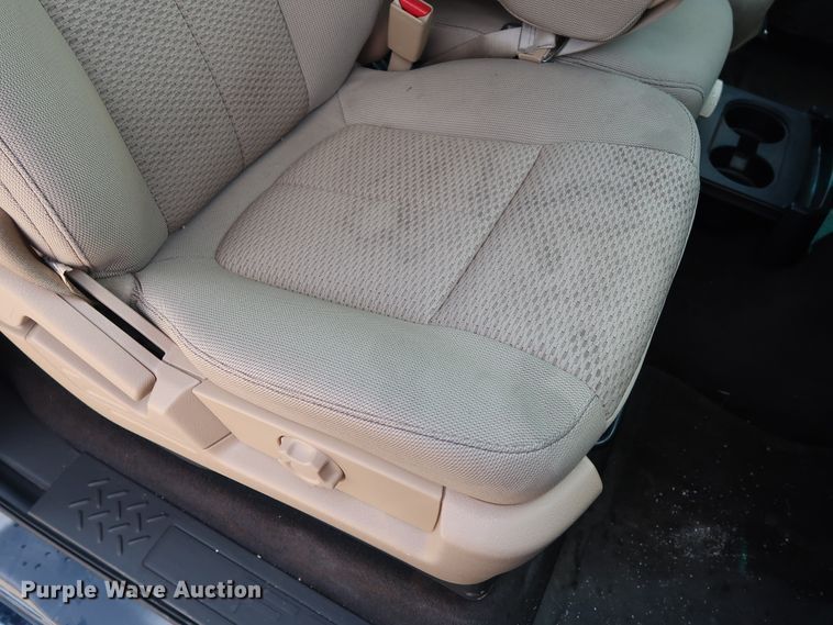 image for item GE9016 2014 Ford F150 XLT SuperCrew pickup truck