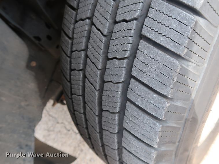 image for item GE9016 2014 Ford F150 XLT SuperCrew pickup truck