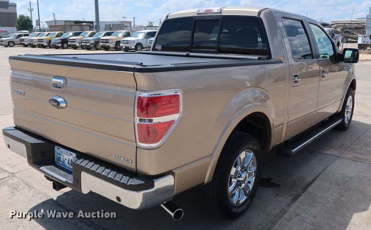 image for item GE9017 2014 Ford F150 Lariat SuperCrew pickup truck