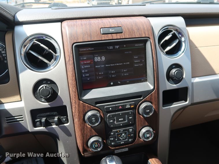 image for item GE9017 2014 Ford F150 Lariat SuperCrew pickup truck