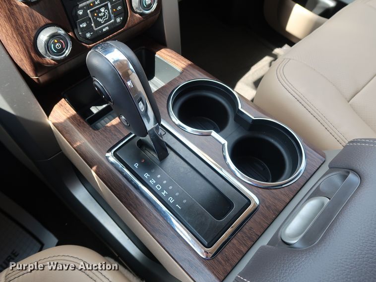 image for item GE9017 2014 Ford F150 Lariat SuperCrew pickup truck