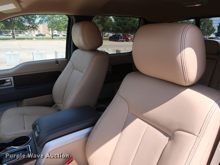 image for item GE9017 2014 Ford F150 Lariat SuperCrew pickup truck