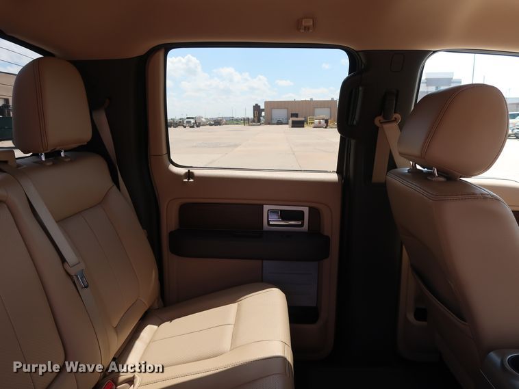 image for item GE9017 2014 Ford F150 Lariat SuperCrew pickup truck