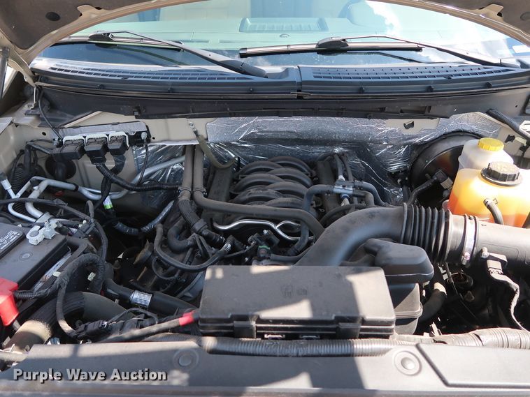 image for item GE9017 2014 Ford F150 Lariat SuperCrew pickup truck