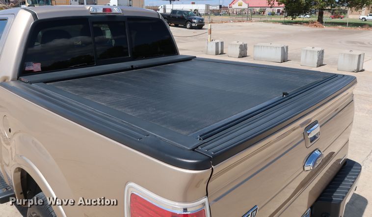 image for item GE9017 2014 Ford F150 Lariat SuperCrew pickup truck