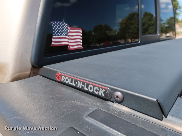 image for item GE9017 2014 Ford F150 Lariat SuperCrew pickup truck