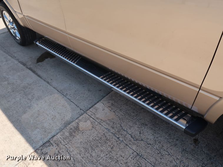 image for item GE9017 2014 Ford F150 Lariat SuperCrew pickup truck