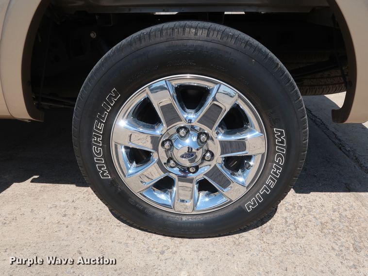 image for item GE9017 2014 Ford F150 Lariat SuperCrew pickup truck