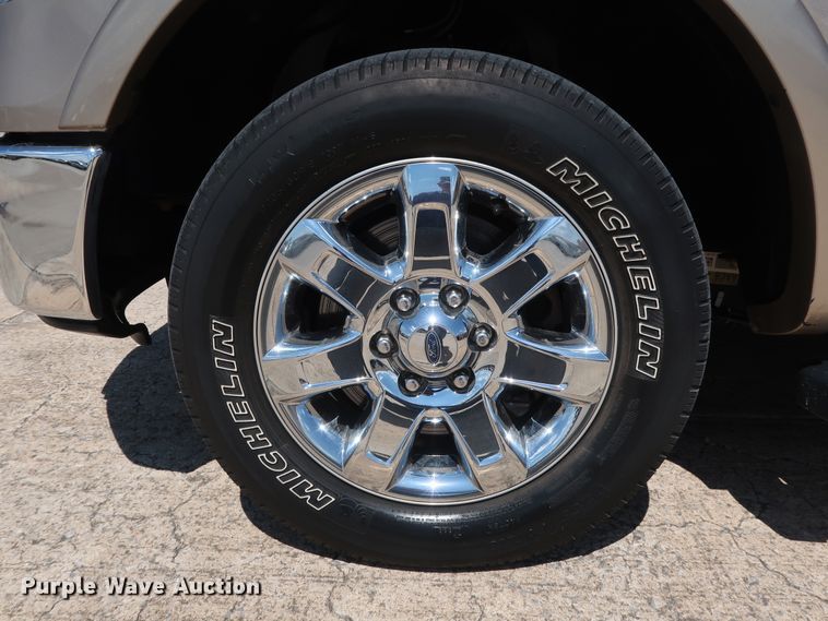 image for item GE9017 2014 Ford F150 Lariat SuperCrew pickup truck