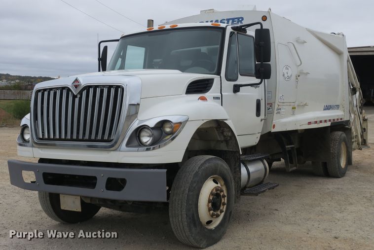 image for item DB10152 2011 International WorkStar 7400 refuse truck