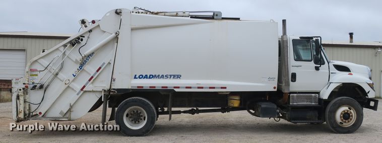 image for item DB10152 2011 International WorkStar 7400 refuse truck