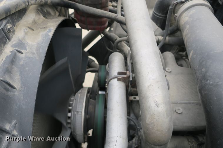 image for item DB10152 2011 International WorkStar 7400 refuse truck