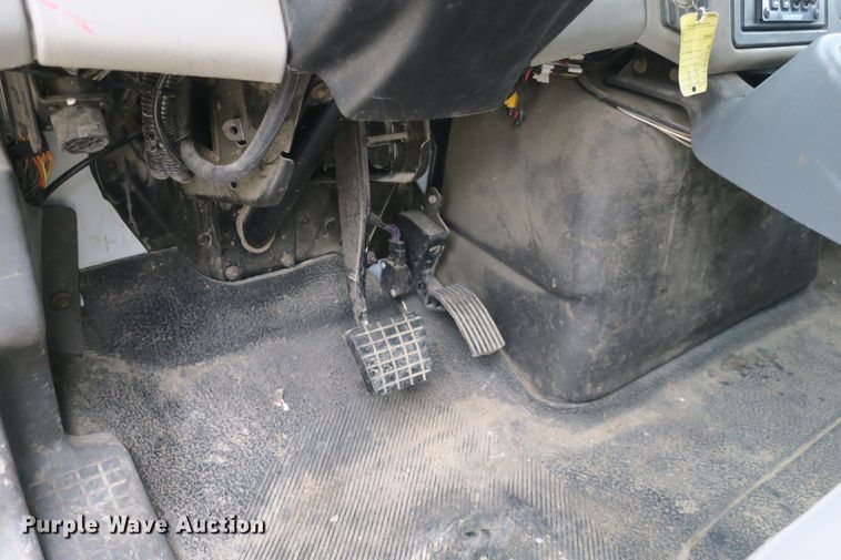 image for item DB10152 2011 International WorkStar 7400 refuse truck