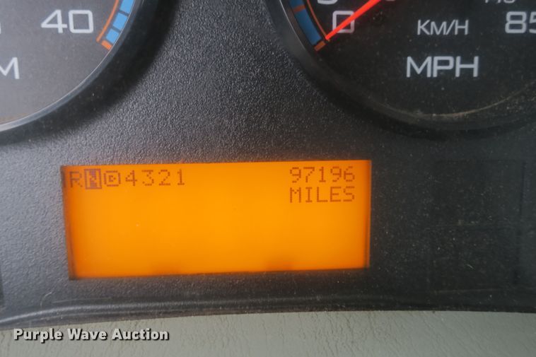 image for item DB10152 2011 International WorkStar 7400 refuse truck