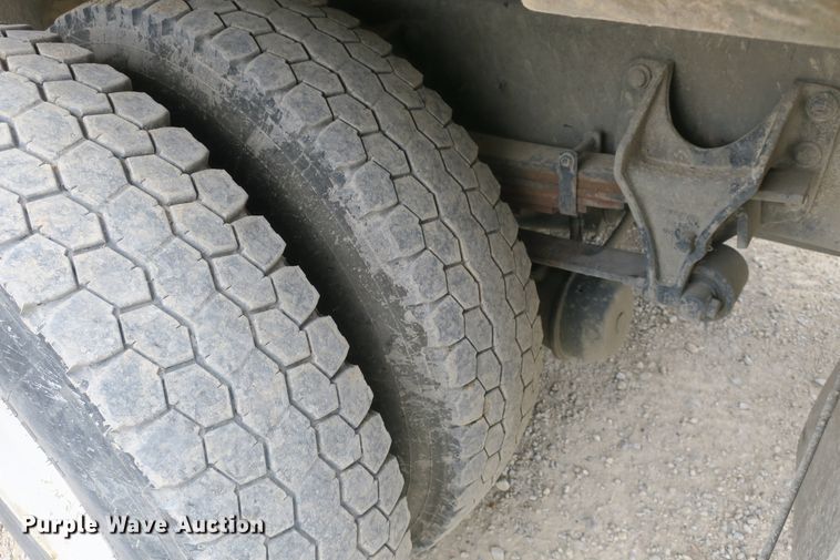 image for item DB10152 2011 International WorkStar 7400 refuse truck