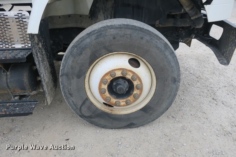 image for item DB10152 2011 International WorkStar 7400 refuse truck