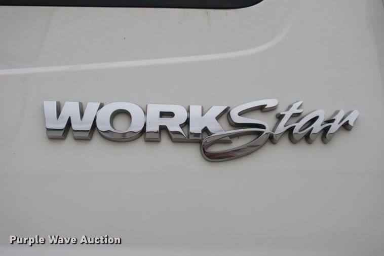 image for item DB10152 2011 International WorkStar 7400 refuse truck