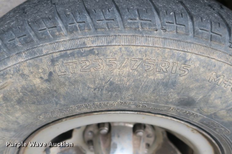 image for item DB10153 1995 Ford F150 XL pickup truck