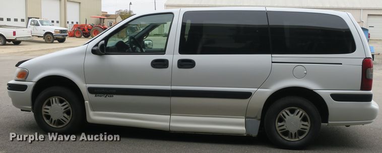 image for item DB10156 2005 Chevrolet Venture Amerivan handicap accessible van