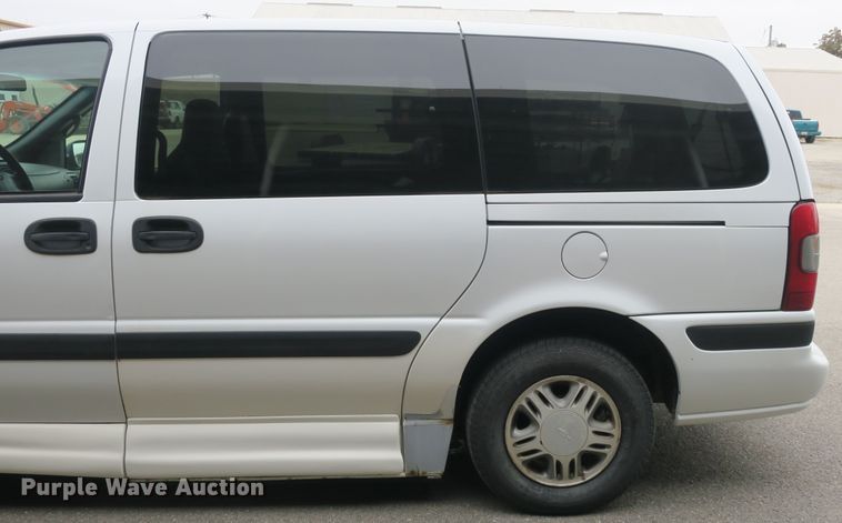 image for item DB10156 2005 Chevrolet Venture Amerivan handicap accessible van