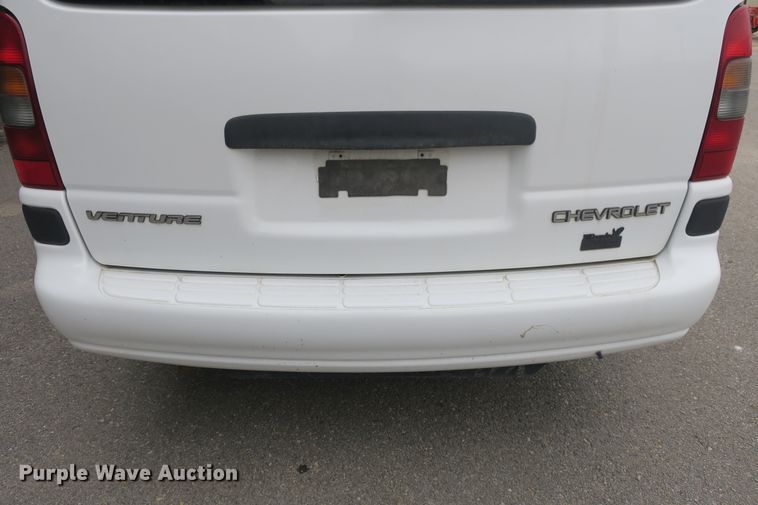 image for item DB10156 2005 Chevrolet Venture Amerivan handicap accessible van