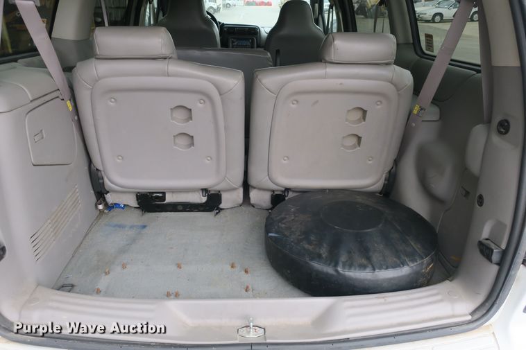 image for item DB10156 2005 Chevrolet Venture Amerivan handicap accessible van