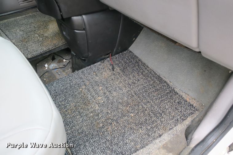 image for item DB10156 2005 Chevrolet Venture Amerivan handicap accessible van