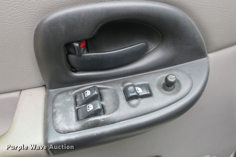 image for item DB10156 2005 Chevrolet Venture Amerivan handicap accessible van