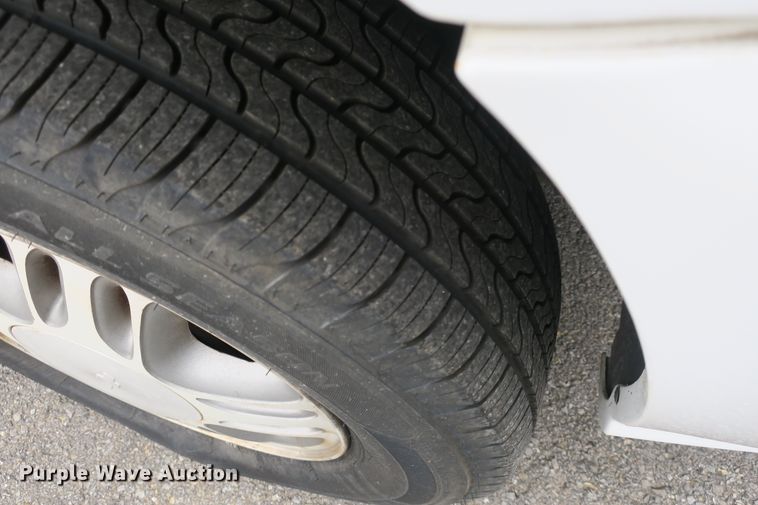 image for item DB10156 2005 Chevrolet Venture Amerivan handicap accessible van