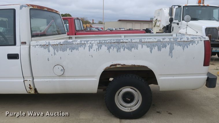 image for item DB10158 1989 GMC Sierra 1500 pickup truck