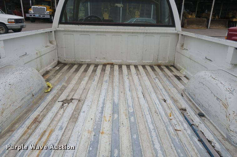 image for item DB10158 1989 GMC Sierra 1500 pickup truck