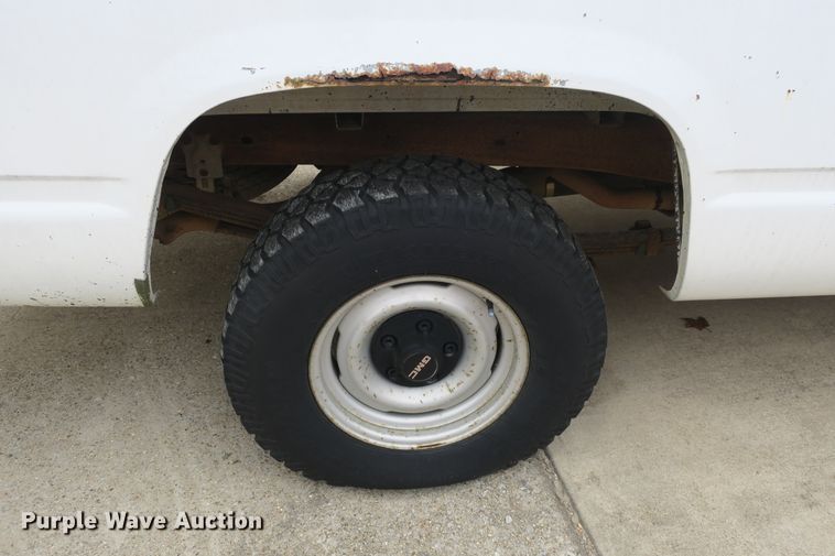 image for item DB10158 1989 GMC Sierra 1500 pickup truck