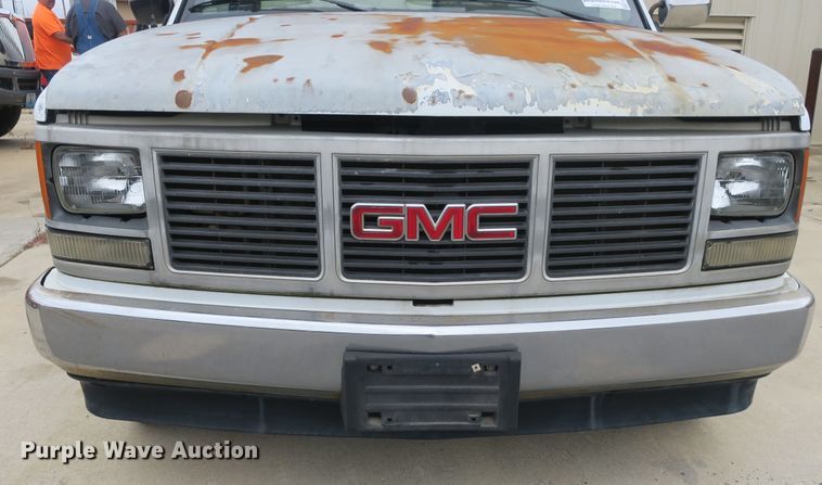 image for item DB10158 1989 GMC Sierra 1500 pickup truck
