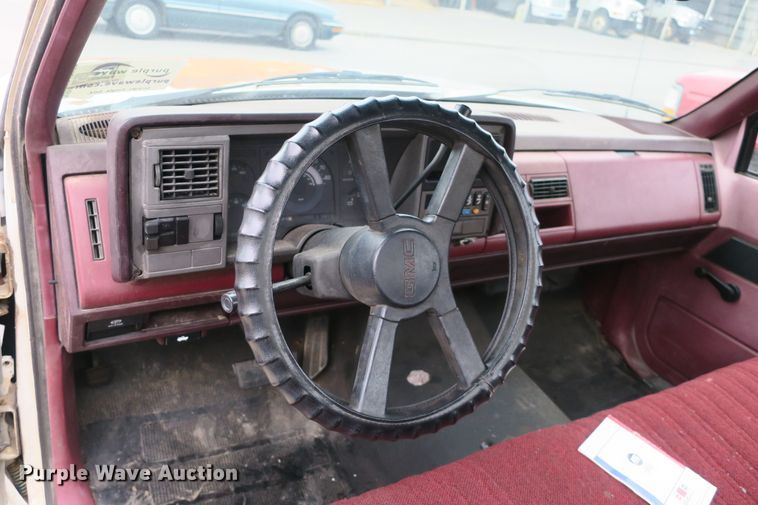 image for item DB10158 1989 GMC Sierra 1500 pickup truck