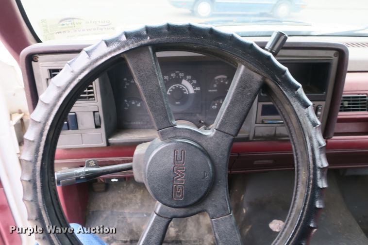 image for item DB10158 1989 GMC Sierra 1500 pickup truck