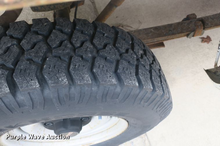 image for item DB10158 1989 GMC Sierra 1500 pickup truck