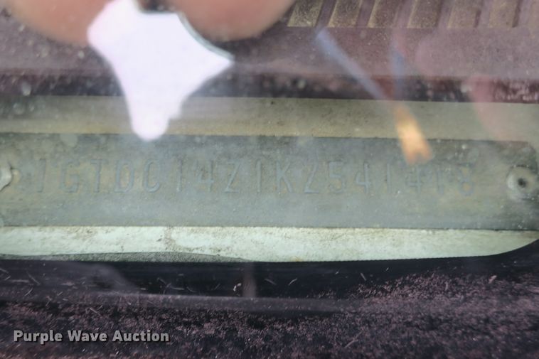 image for item DB10158 1989 GMC Sierra 1500 pickup truck