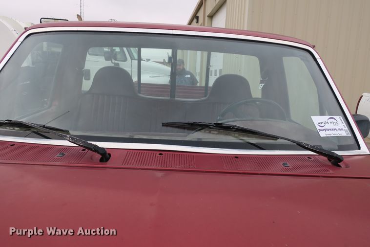 image for item DB10159 1996 Ford F150 pickup truck