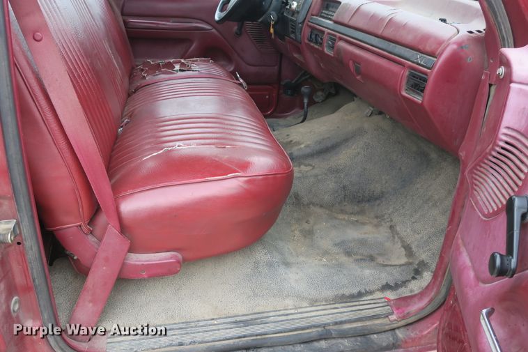 image for item DB10159 1996 Ford F150 pickup truck