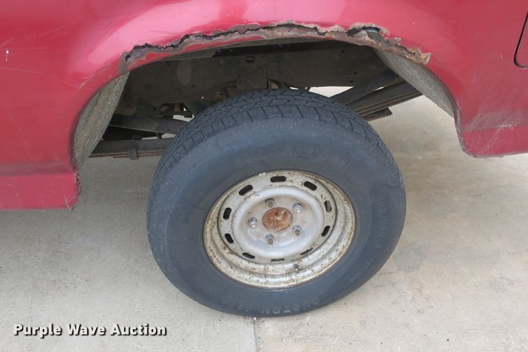 image for item DB10159 1996 Ford F150 pickup truck