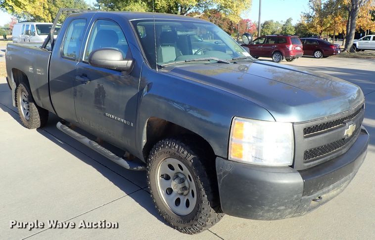 image for item DB7604 2008 Chevrolet Silverado 1500 Ext. Cab pickup truck