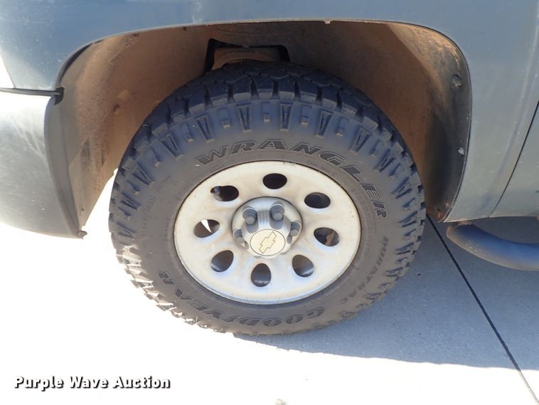 image for item DB7604 2008 Chevrolet Silverado 1500 Ext. Cab pickup truck