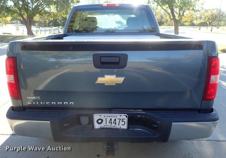 image for item DB7605 2011 Chevrolet Silverado 1500 Ext. Cab pickup truck