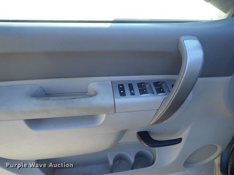 image for item DB7605 2011 Chevrolet Silverado 1500 Ext. Cab pickup truck