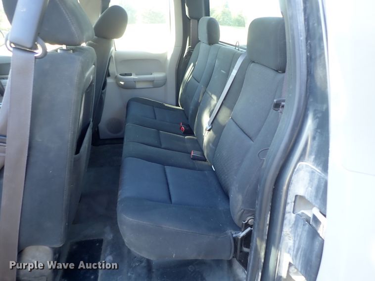 image for item DB7606 2011 Chevrolet Silverado 1500 Ext. Cab pickup truck