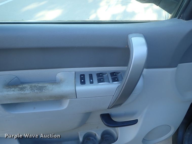 image for item DB7607 2010 Chevrolet Silverado 1500 Ext. Cab pickup truck