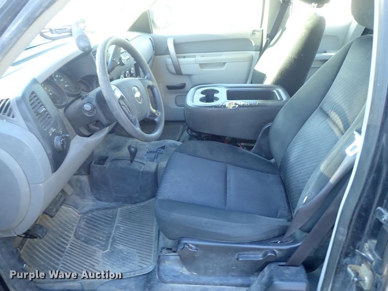 image for item DB7607 2010 Chevrolet Silverado 1500 Ext. Cab pickup truck