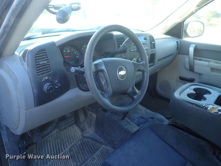 image for item DB7607 2010 Chevrolet Silverado 1500 Ext. Cab pickup truck