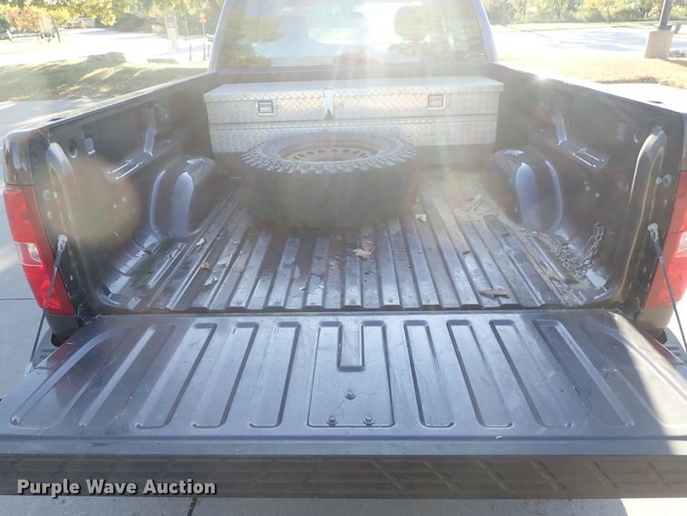 image for item DB7607 2010 Chevrolet Silverado 1500 Ext. Cab pickup truck